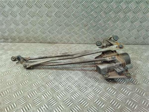 390241366 front wiper - front,