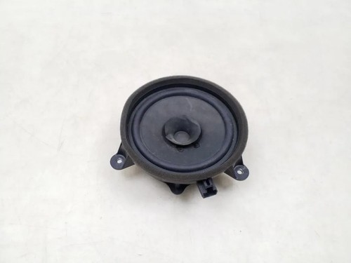 Volvo v50 subwoofer - volvo,